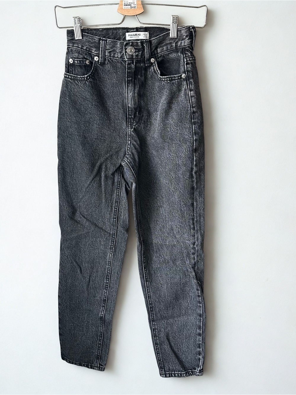 Pull&Bear High-Rise Washed Black Mom Jeans